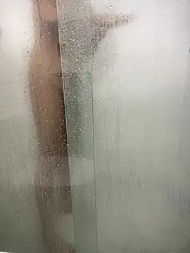BabyBruna élő XXX-chatje