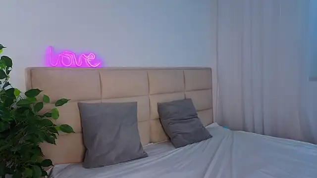 KellyBurrus' Live XXX Chat