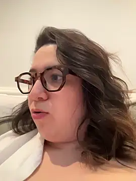 Chat +18 de amooraaamoon ao vivo