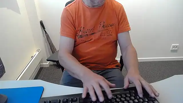 Buggemann Live XXX Chat