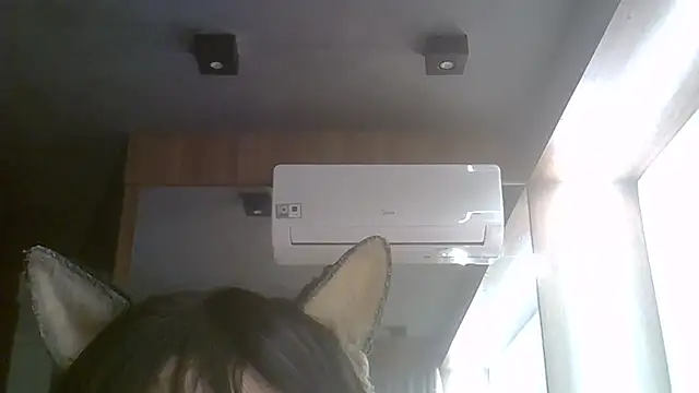Chat +18 de SkinnyKitten ao vivo