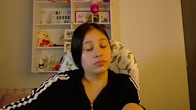 KOREN_JALAA's Live XXX Chat