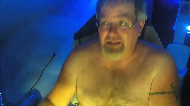 PervTrucker2 élő XXX-chatje