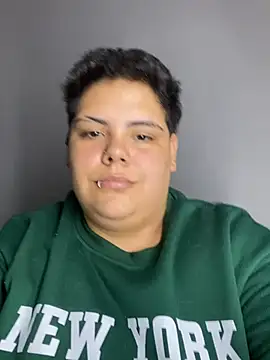 Chatroom XXX en direct de Hailey_Curvy