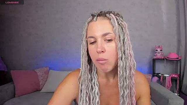 Fire__Dancer Chat XXX live