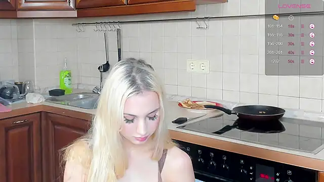 צ'אט XXX בשידור חי של Karolina_brand