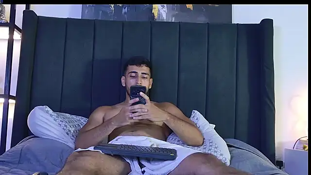 muscle_ares' Live XXX Chat