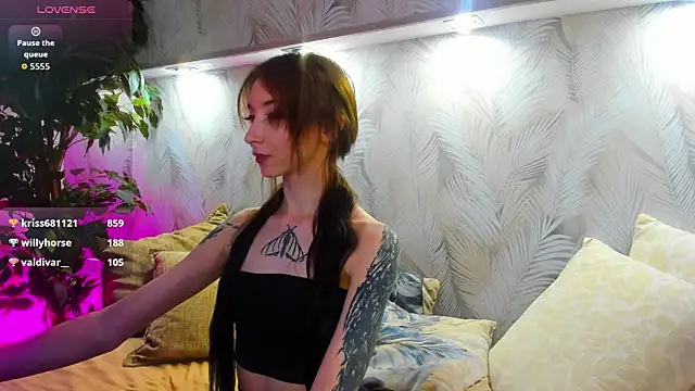 Ellen_Hops Chat XXX in diretta