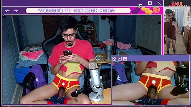 HarddMikee Chat XXX in diretta
