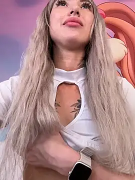 TeaseBabeXXX XXX чат на живо