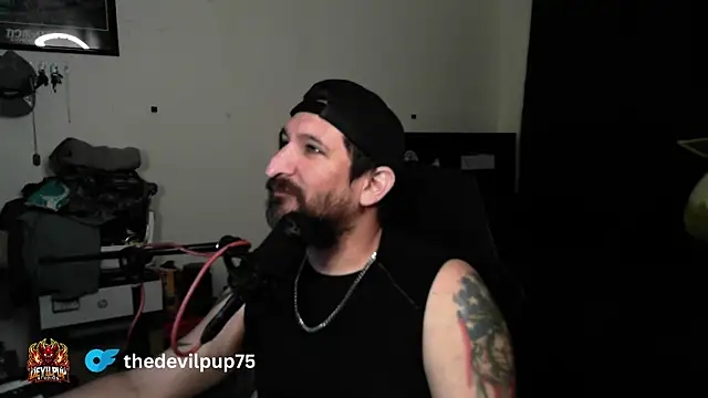 DevilPup75_: απευθείας συνομιλία ΧΧΧ