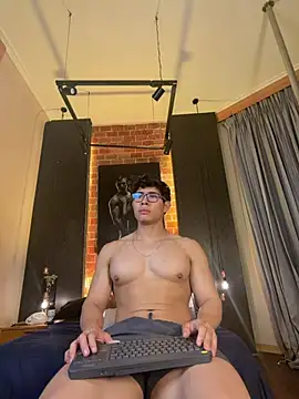 GrayAndrews Chat XXX in diretta