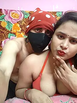Seducing_couple's Webcam Show