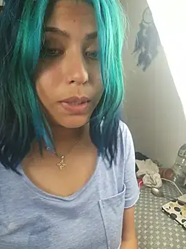 azulzulix Adlı Modelin Canlı XXX Sohbeti