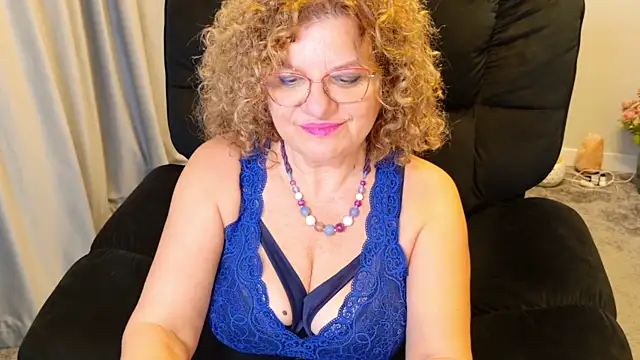 Chatroom XXX en direct de maggiemilff