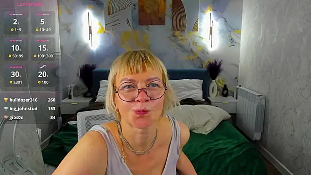 دردشة Ann_Annise الجنسية المباشرة