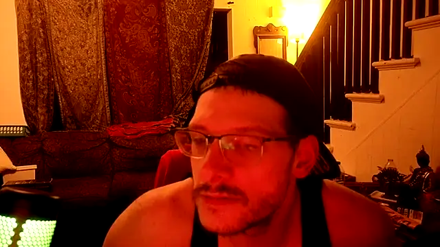 MasterDaddyCool XXX чат на живо