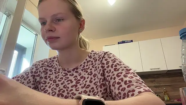 Онлайн чат XXX TasiaRibao
