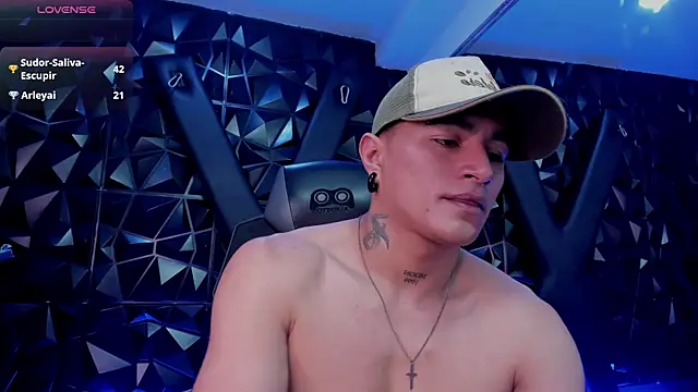 LiamDeeps live XXX chat