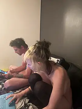 Chat XXX en directo de Mikes450
