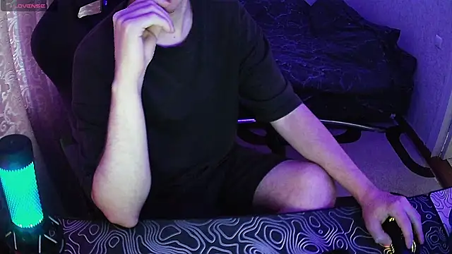 ZXCENSORED- Live XXX-chat