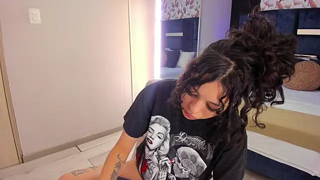 KatherineGomez: απευθείας συνομιλία ΧΧΧ