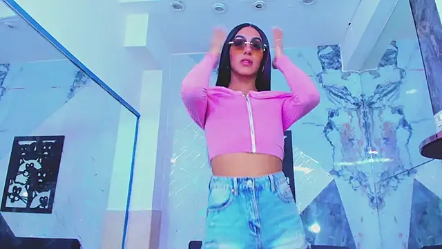 Isabella_stanford2のライブXXXチャット