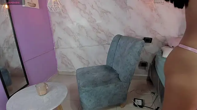Lauren_smiles: απευθείας συνομιλία ΧΧΧ