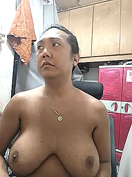 Živý XXX chat XTSgoddessJennaX