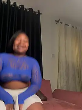 ThickyMel's Live XXX Chat