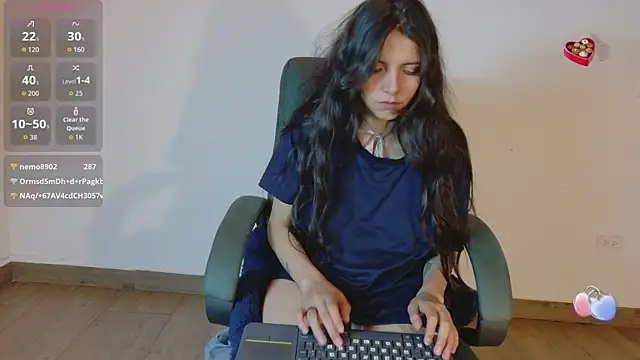 moon2_1_ – Live XXX-chat