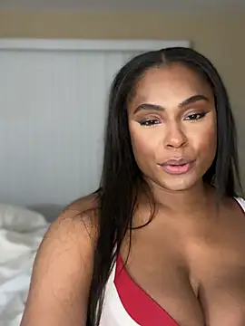 CandyLuxxxx 라이브 XXX 채팅