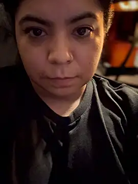kimmiakiss22 XXX чат на живо