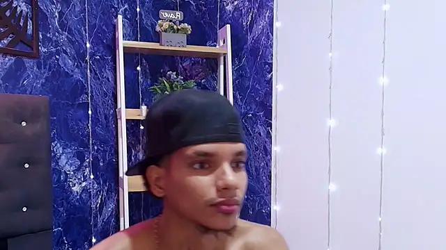 Chat XXX Live kai_storm77