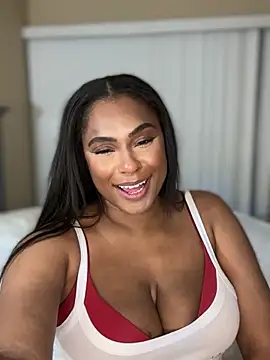 CandyLuxxxx লাইভ XXX চ্যাট