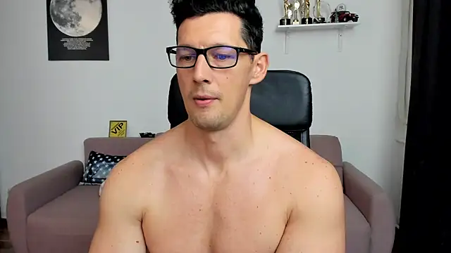 BrutusK08 라이브 XXX 채팅
