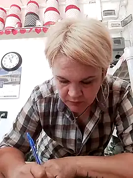 Chat +18 de LittleFlower777 ao vivo