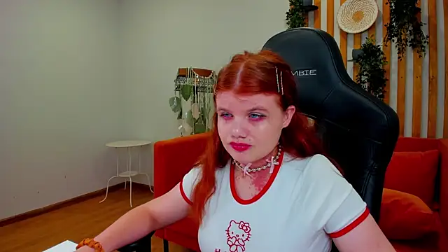 ChloeHalses Chat XXX in diretta