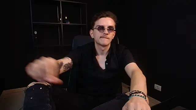 Chatroom XXX en direct de FelixStarkk