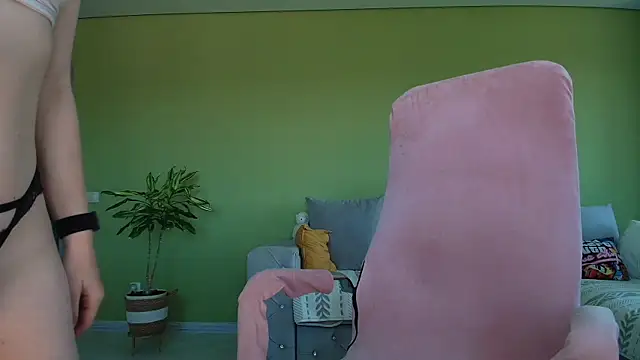Cuddle_Cat's Live XXX Chat