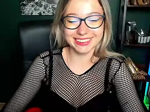 loveHeidi's Live XXX Chat