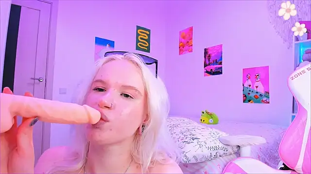 Mia_WaterFall's Live XXX Chat