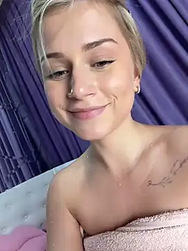 NinaVerse Chat XXX live