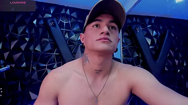 Živý XXX chat LiamDeeps