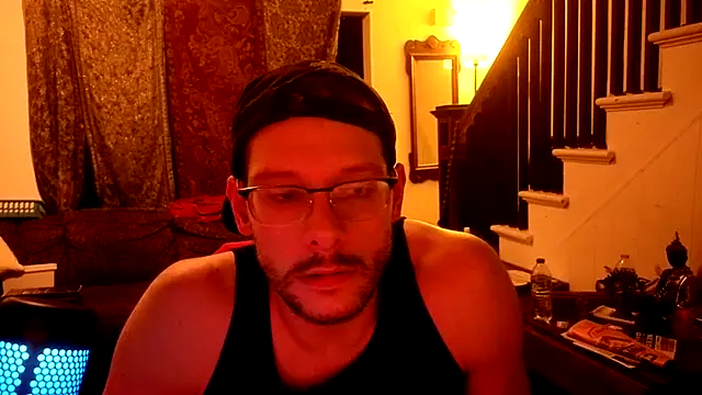 MasterDaddyCool Live XXX-chat