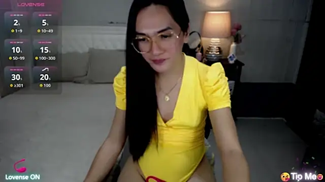 AsianSweetHeartxX's Live XXX Chat