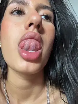 Julieta_DuqueのライブXXXチャット
