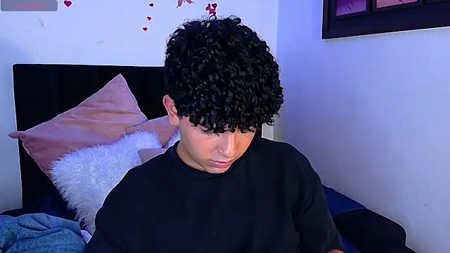 Kairoo_ élő XXX-chatje