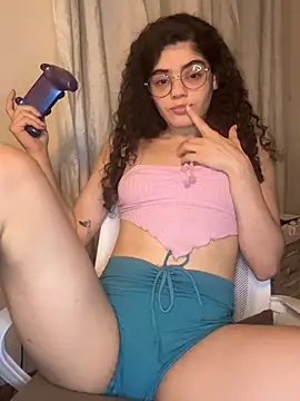 izumikarol's Live XXX Chat