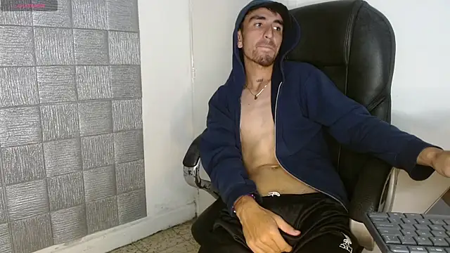 MykeCastle – Naživo XXX chat